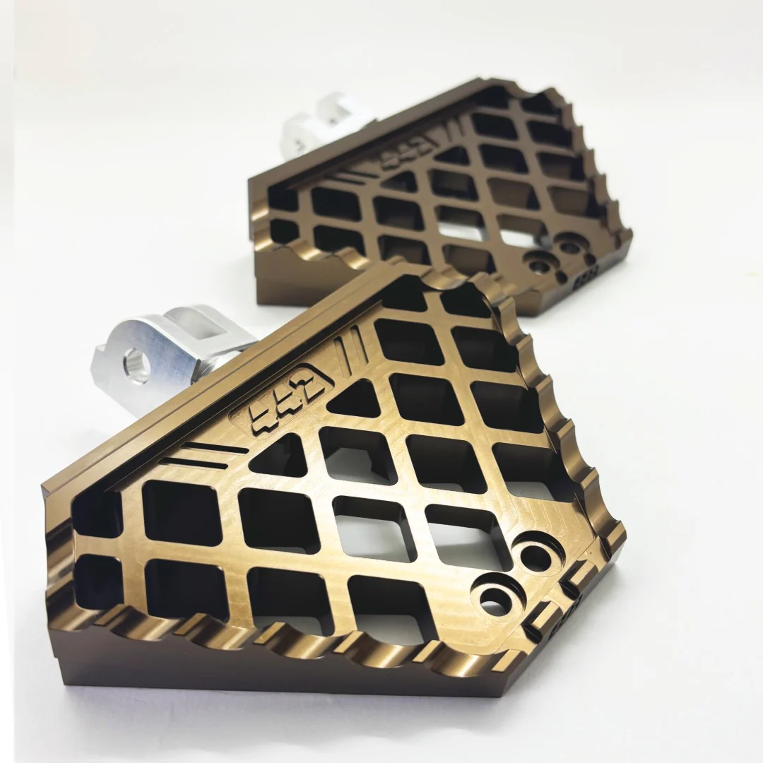 442 PARTS - Mini Floorboard BRONZE avec sliders - Toutes Harley-Davidson - Image 2