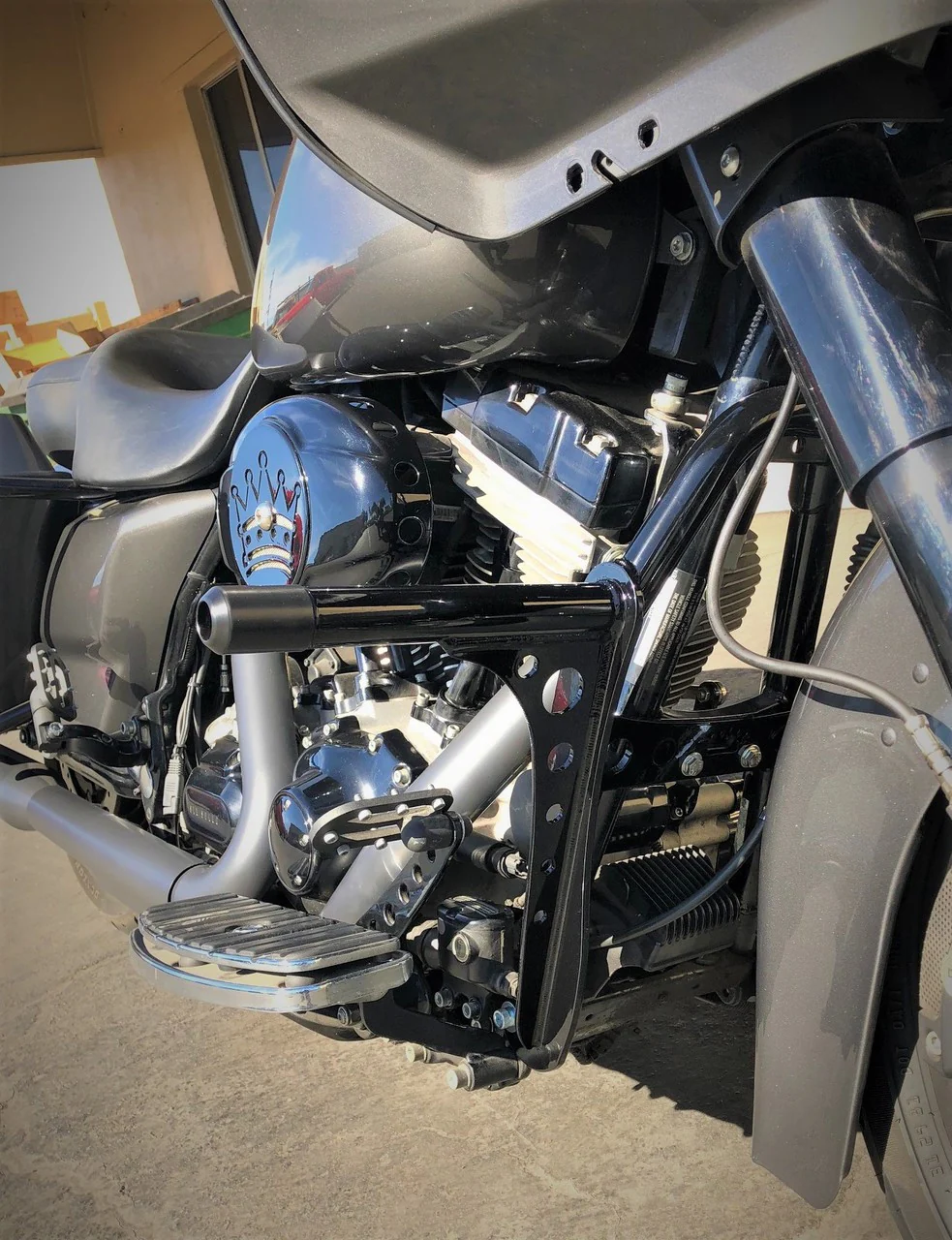 BUNG KING - Crash bar HIGWAY pegs - Touring - Image 7