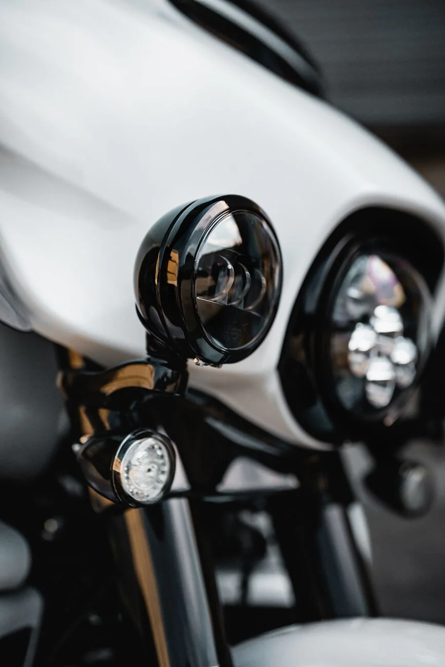 CUSTOM DYNAMICS Optique de phares 4,5" avec Halo - Touring 08+ - Noir - Image 3