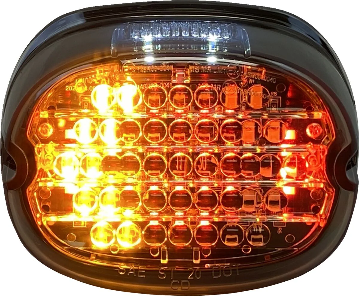 CUSTOM DYNAMICS Feu arrière LED profil bas avec clignotants intégrés - avec éclairage de plaque