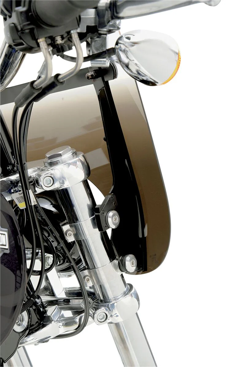 MEMPHIS SHADES Kit de montage complet pour pare-brise Trigger-Lock Fats/Slim - Road king 94+