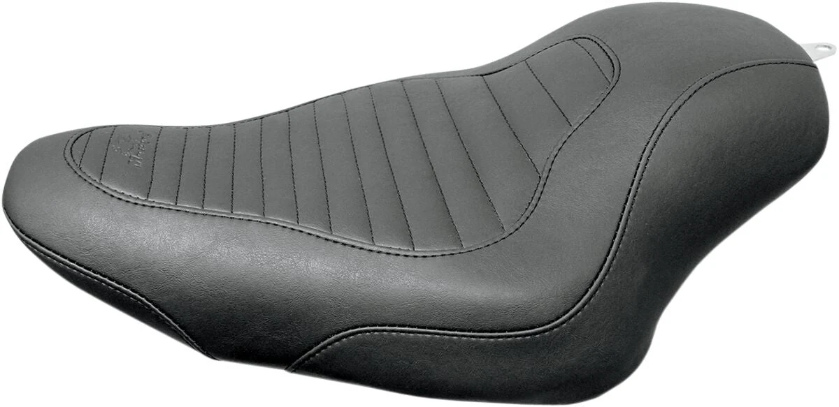MUSTANG Selle solo en cuir synthétique Tripper™ - Sportster 04+