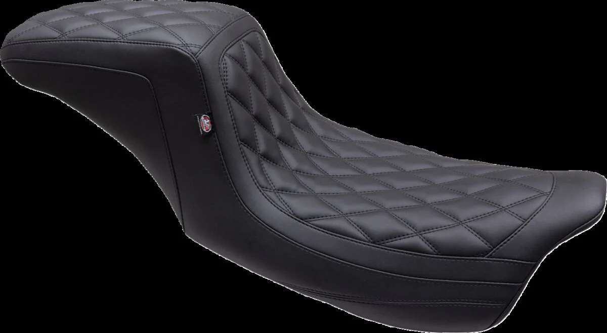 MUSTANG Selle Squareback à coutures doubles en losanges